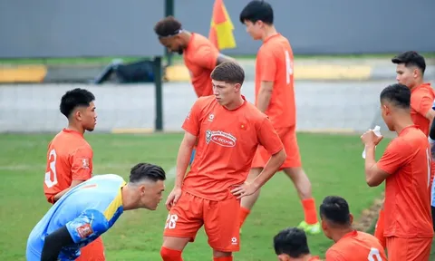 Tuyển VN vắng sao và biến cố cắt thưởng ở ASEAN Cup