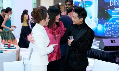 Founder & CEO Nguyễn Ngọc An và Huyền Trang - Khoảnh khắc đáng nhớ bên Chủ tịch Miss World và tân Hoa hậu Thế giới 2026