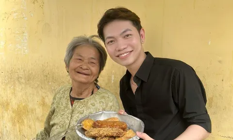 Lang Thang With Phát và chuyện thương những gánh hàng rong nơi hè phố
