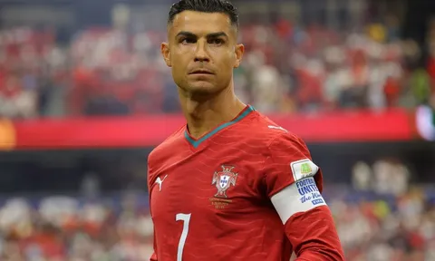 Ronaldo chốt tương lai ở ĐT Bồ Đào Nha, nhắm cột mốc 1.000 bàn thắng