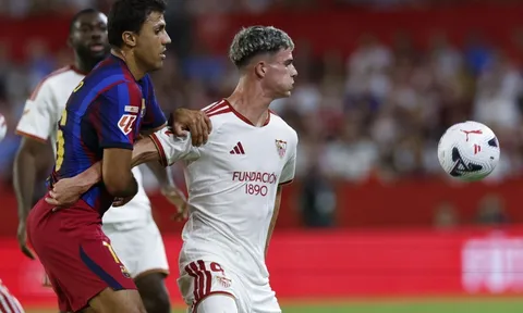 Rodri hé lộ sự thật vụ từ chối Real Madrid sang Barca