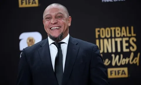 Huyền thoại Roberto Carlos chọn Mbappe giành Quả bóng Vàng