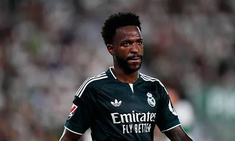 Ai có thể sửa chữa Vinicius nếu Ancelotti cũng bất lực?