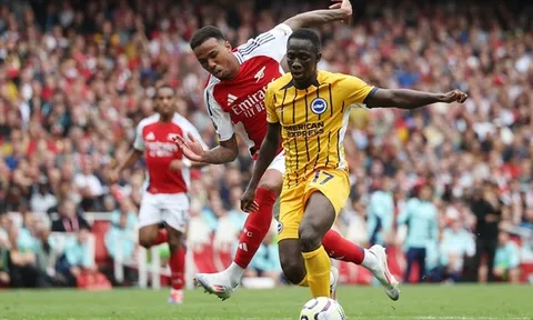 Cú hích cho Liverpool vụ chiêu mộ Yankuba Minteh