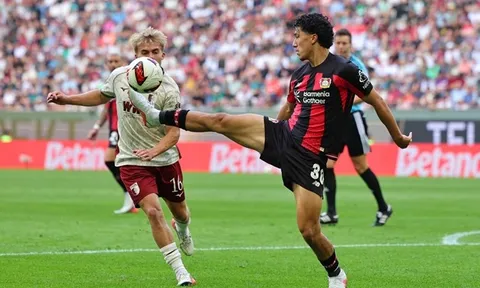 Arsenal và Spurs đua giành tiền vệ trẻ gốc Việt