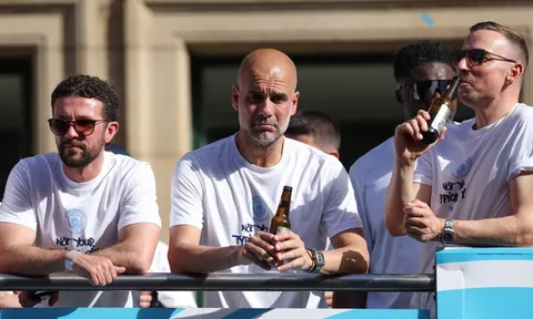 Những đội nào được trả lại cúp nếu Man City bị tước danh hiệu?