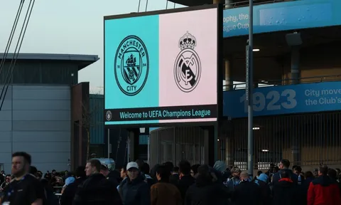 Bóng ma tài chính Man City và nỗi đau của những 'kẻ về nhì'