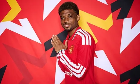Amad Diallo tái xuất, MU làm mới hàng công đấu Tottenham