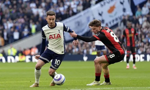 Rõ khả năng Alex Scott rời Bournemouth trong tháng Giêng