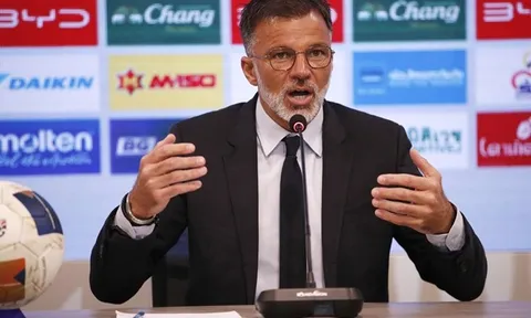 HLV Anthony Hudson tiết lộ nguyên nhân giúp Thái Lan đánh bại Việt Nam