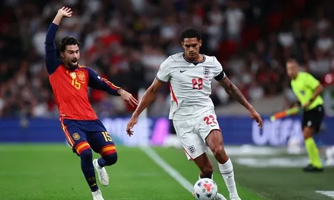 Xabi Alonso thúc đẩy Chelsea nẫng tay trên Quansah của Arsenal