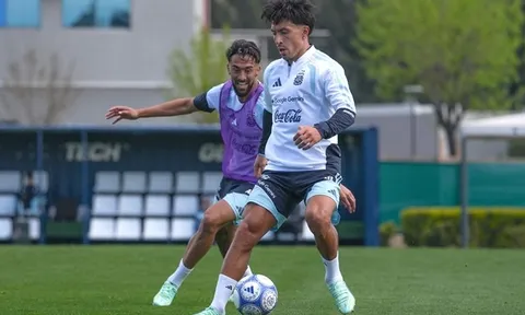 Phong độ của Martinez là chìa khóa để MU giải mã Tottenham