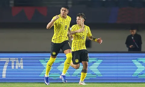Malaysia 6-0 Singapore: "Hổ Malay" bị Indonesia vượt mặt