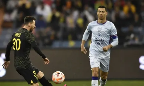 Hai ngã rẽ đối lập ở buổi 'hoàng hôn' của Messi và Ronaldo
