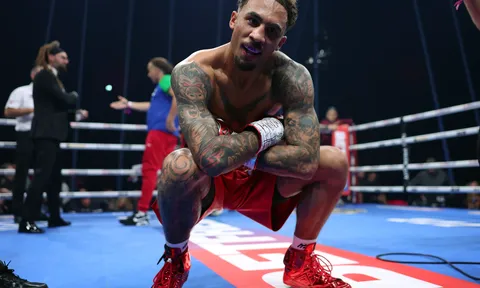 Lịch thi đấu boxing đầu tháng 10: Từ sự ngông cuồng của Ben Whittaker đến thế giới crossover kỳ lạ tại châu Phi