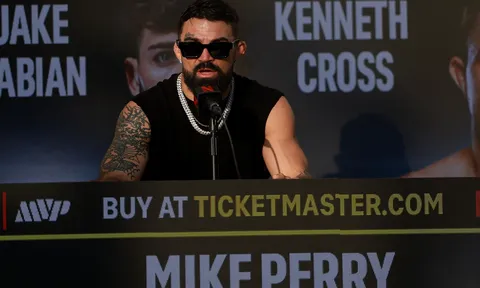 Mike Perry lên tiếng sau thất bại thảm họa trước Brandon Jenkins do chấn thương vai