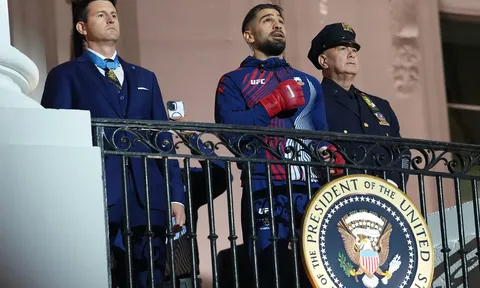 Ilia Topuria trải lòng sau thất bại chấn động tại UFC White House