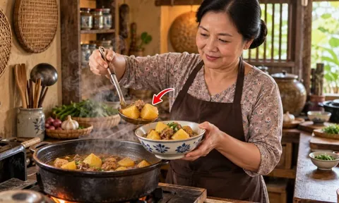 Mẹo hầm khoai tây nhanh nhừ, bở tơi