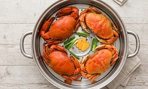 Hấp cua ghẹ, nên cho nguyên liệu vào nồi khi từ lúc nước lạnh hay phải chờ nước sôi?