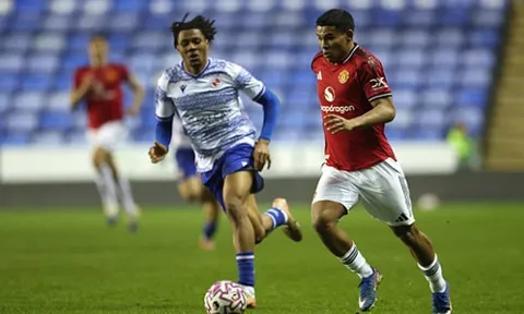 Diego Leon và canh bạc vá víu hàng thủ của Man Utd