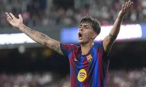 Barca sẽ bán Marc Bernal cho Liverpool nếu cầu thủ đòi ra đi