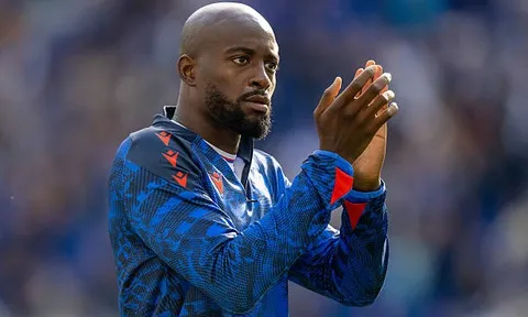 Tin đồn chuyển nhượng tối 4/10: MU quan tâm Mateta; Arsenal duyệt chi mua Nusa