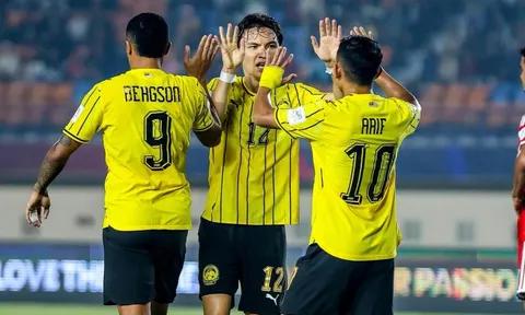 FIFA cảnh báo Việt Nam trước đại chiến Malaysia