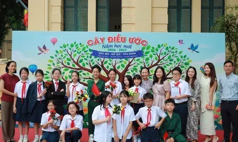 Giờ sinh hoạt dưới cờ đặc biệt ở Hà Nội: Khi những trang sử được kể bằng ngôn ngữ của học sinh