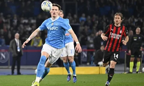 McTominay đòi lương 8 triệu euro, Man Utd chớp thời cơ