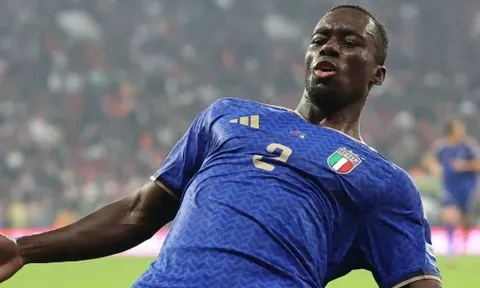 Liverpool tranh sao Michael Kayode với các đối thủ Ngoại hạng Anh