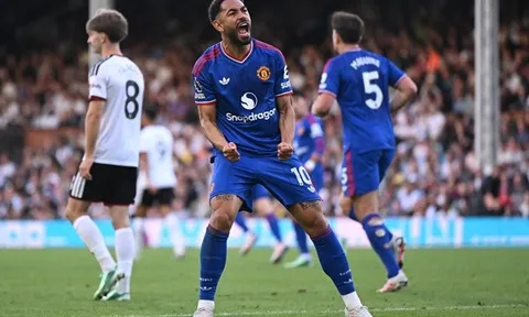 Thương vụ 50 triệu bảng phơi bày nan đề số 9 của Man United