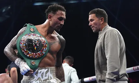 "Chúng ta cần thêm một trận đấu nữa": Eddie Hearn thừa nhận Ben Whittaker cần mài giũa trước khi tranh đai