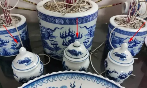 Cách thay 3 hũ gạo muối nước trên bàn thờ đúng chuẩn