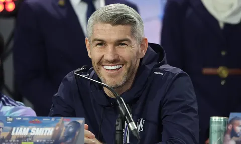 Liam Smith nhận định trận đại chiến Tyson Fury và Anthony Joshua: "Cơ hội giờ chia đều 50/50"
