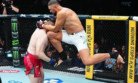 UFC 332: Johnny Walker hạ nốc ao tàn khốc Mick Parkin trong ngày ra mắt hạng nặng