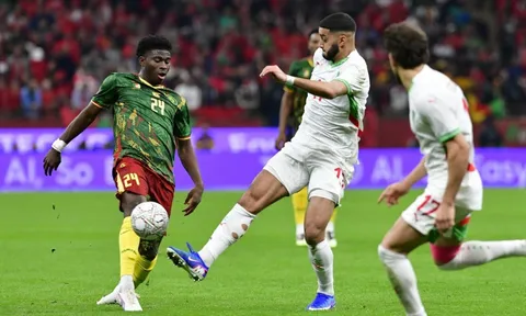 Carlos Baleba sẵn sàng ra mắt Man United trước Tottenham