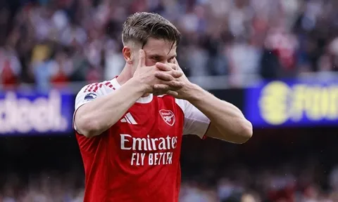 Tin đồn chuyển nhượng tối 8/10: Arsenal cân nhắc bán Gyokeres; Real nhắm Merino