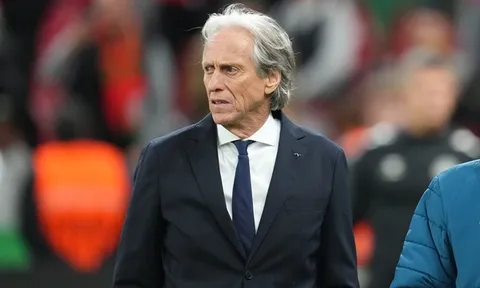 Khi Jorge Jesus kéo Ronaldo rời khỏi ngai vàng của Bồ Đào Nha