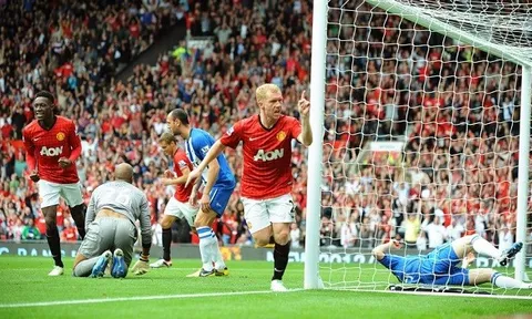 Scholes đòi lại huy chương Ngoại hạng Anh sau bê bối của Man City