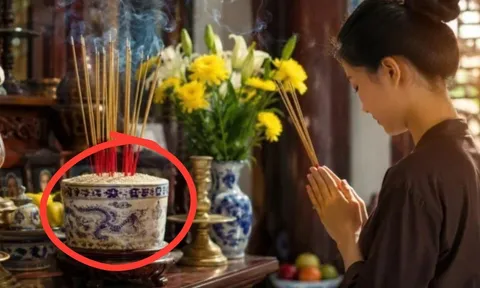 Bàn thờ nên thờ 1 hay 3 bát hương thì chuẩn nhất?