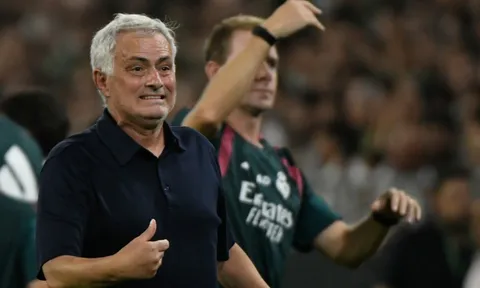 Jose Mourinho sẽ vực dậy Real Madrid bằng cách nào?