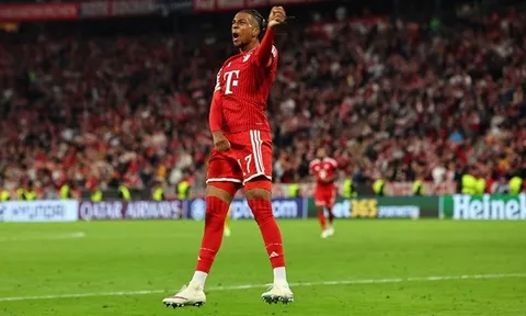 Bayern sẵn sàng chi hơn 25 triệu euro mỗi năm để giữ Olise