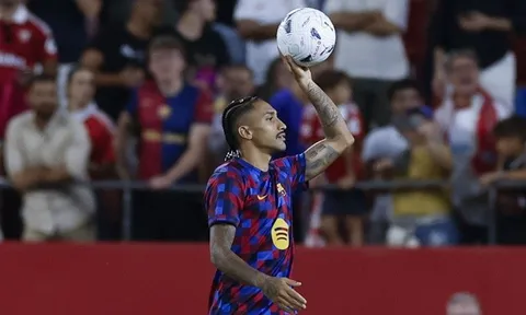 Barcelona chịu đòn đau khi Raphinha nghỉ thi đấu 2 trận