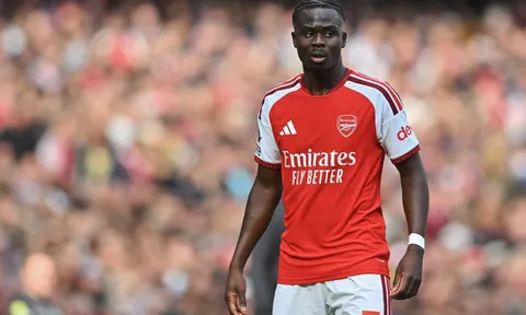 CĐV Arsenal chỉ trích Mikel Arteta đã "huỷ hoại" Bukayo Saka