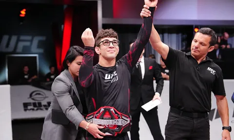 Mikey Musumeci từ bỏ đai vô địch UFC BJJ để lấn sân sang đấu trường MMA