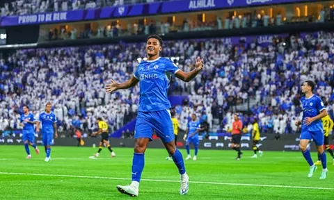Watkins rực sáng, Al Hilal nhấn chìm Al Ittihad