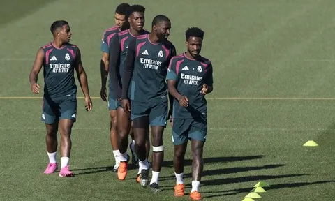 Thất sủng dưới thời Mourinho, Endrick có thể sang Aston Villa