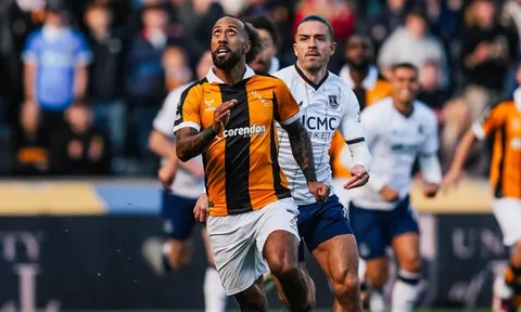Everton bị Hull City cầm chân trong trận cầu 4 bàn thắng