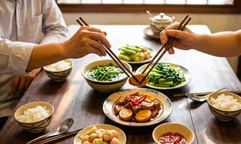 Tại sao các cụ xưa luôn dặn con cháu không được gắp nối đũa?