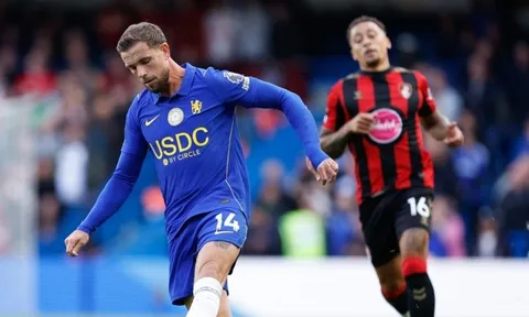 Henderson và Caicedo tạo nên trục xương sống mới của Chelsea